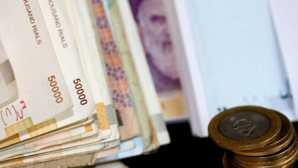 İranlı aktyor teatra ayrılan büdcədən narazılıq etdi